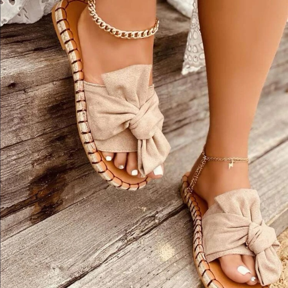 Tan Bow Sandals